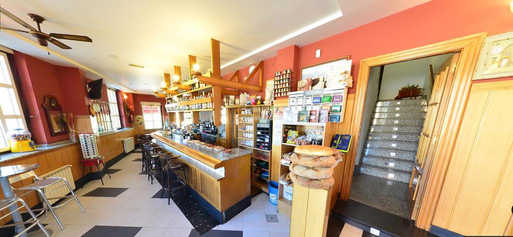 Hostal Bar Stop Hotel Velilla del Rio Carrion Luaran gambar